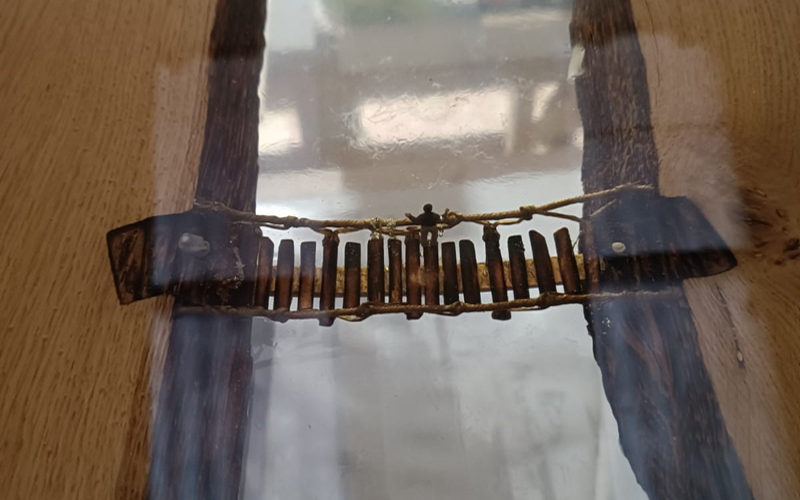 Oak Coffee table with bridge feature